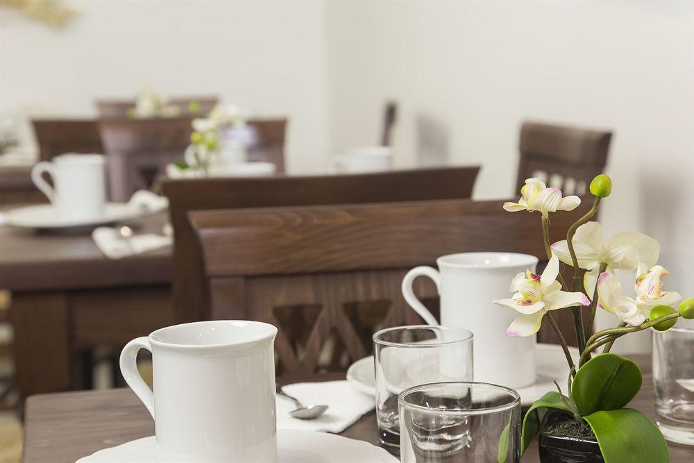Tre Donzelle Hotel *