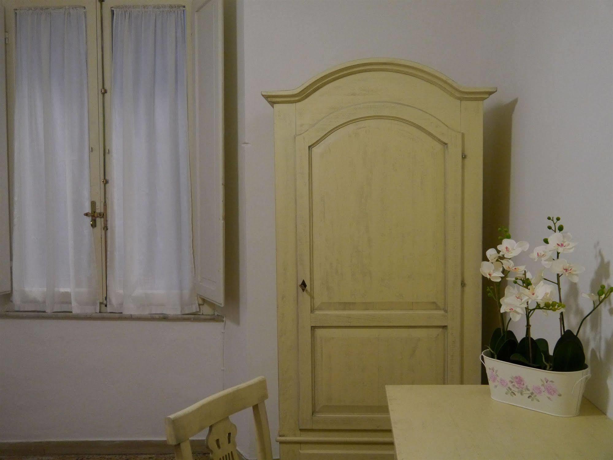 Tre Donzelle Hotel *
