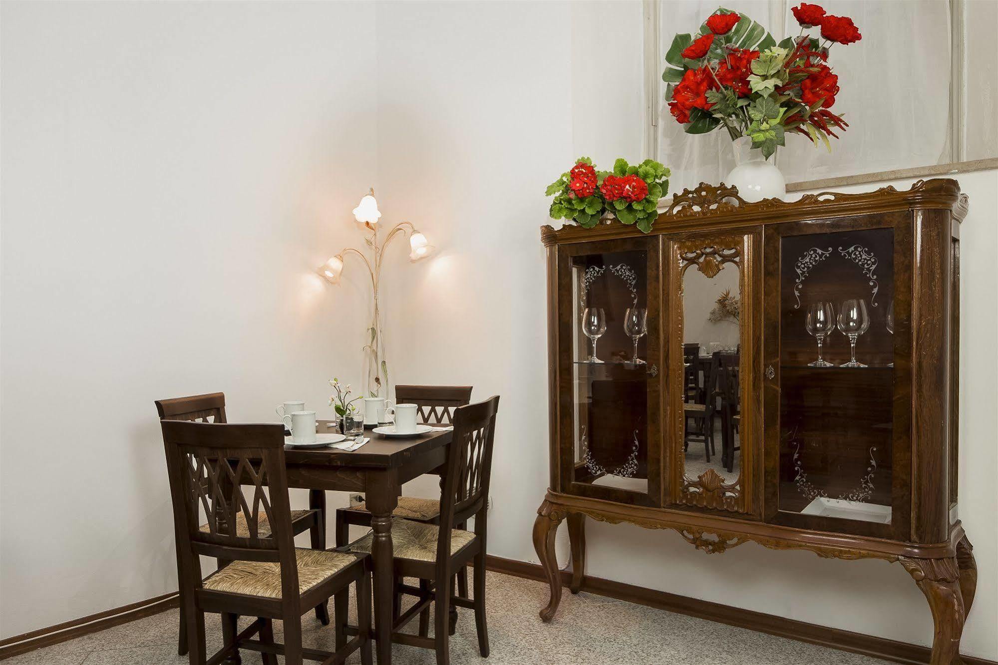Hotel Tre Donzelle *